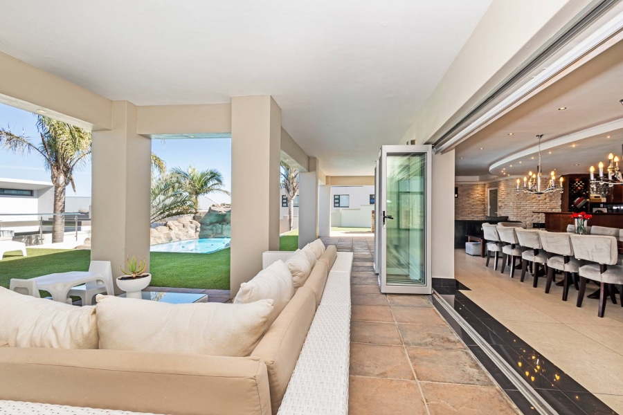 6 Bedroom Property for Sale in Baronetcy Estate Western Cape